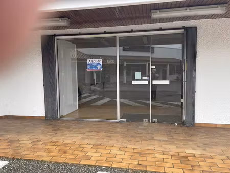 location locaux professionnels 52 m² à marmande (47200)  600 €