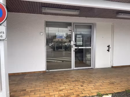 location locaux professionnels 53 m² à marmande (47200)  600 €