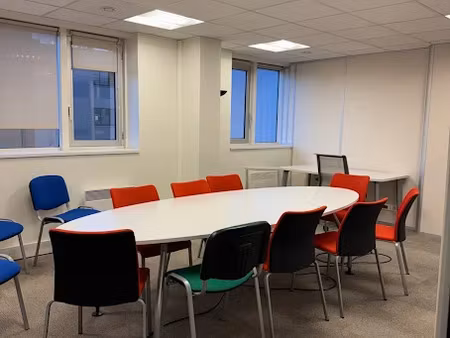 location locaux professionnels 172 m² à paris 13ème (75013)  4 167 €