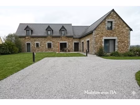 en vente maison 240 m² – 295 000 € |juvigné