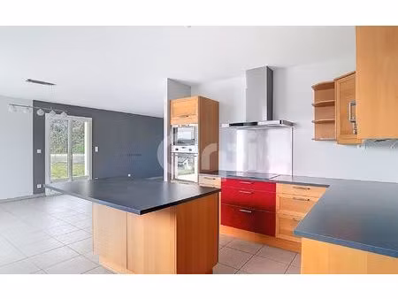 location maison  m² t-5 à peyrignac  935 €