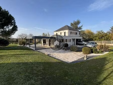 vente maison piscine à gennes (49350) : à vendre piscine / 150m² gennes