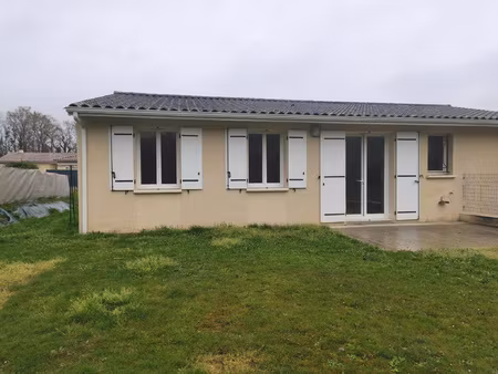 maison de plain pied avec jardin et garage