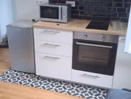 t2 / 24m² / aubervilliers-pantin quatre chemins (ligne 7)