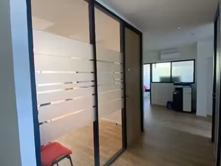 location bureau angers lac de maine  25m² 2 pièces 450€