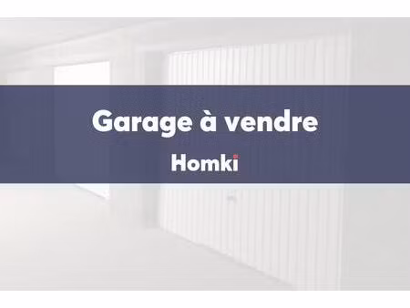 garage t1 de 150m2 à marseille 13013  avenue de la croix rouge