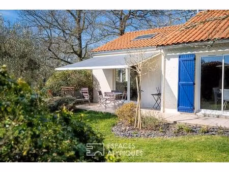 maison familiale  dépendance et cadre boisé aux portes de vertou