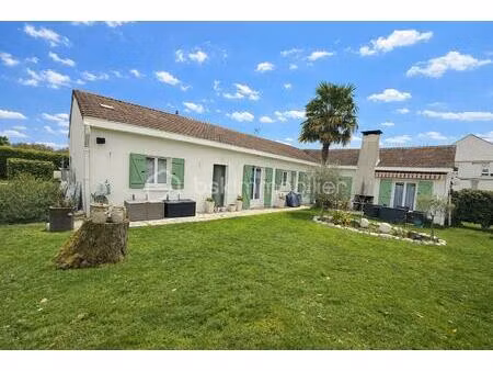 maison de 1 172 m² à yerres