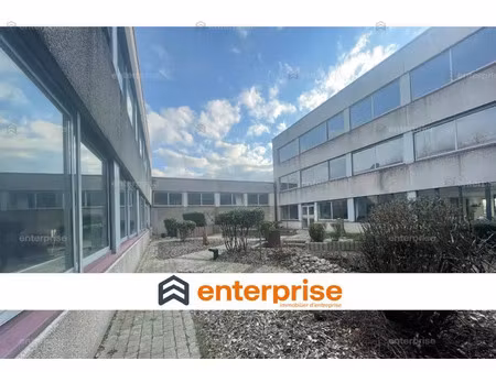 centre d'affaire - cellules de bureaux disponibles de 90 m2