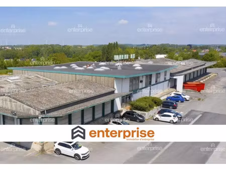 bâtiment stockage/ bureaux de 3.529 m2 divisibles en pleine zi de morcourt