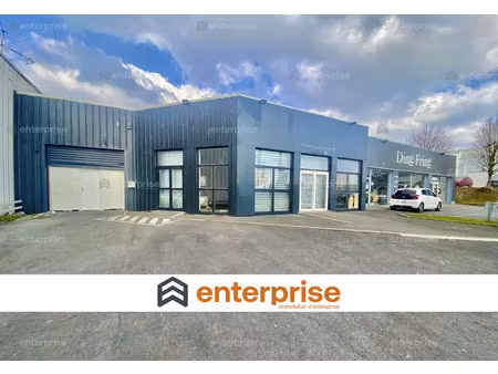 local commercial à louer – 1.480 m² – zone commerciale de fayet (02100)