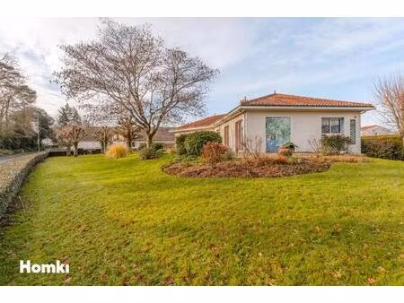 maison/villa t7 de 218m2 à haute-goulaine 44115  rue des epinettes