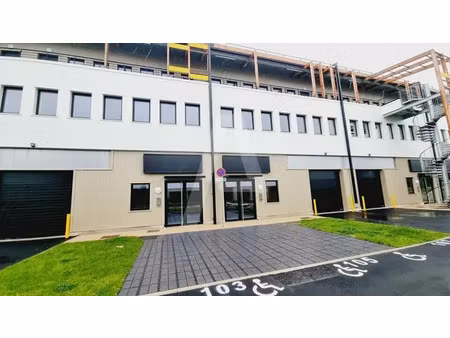 a louer - lots mixtes neufs activités/bureaux à fresnes à proximité des axes routiers à pr