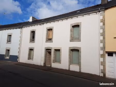 maison/appartement avec jardin refait à neuf