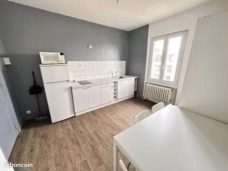 studio 1 pièce 22 m²