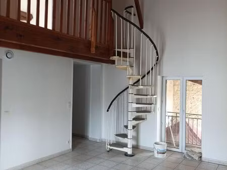 appartement rénové à rions - 33410 - proche de cadillac/gne