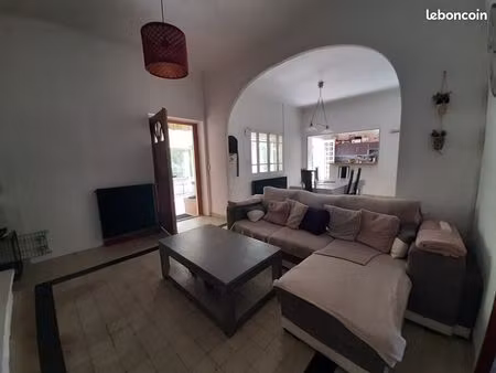 maison 138 m2 - 3 chambres + 1 suite parentale + véranda + terrasse + jardin + garage + dé