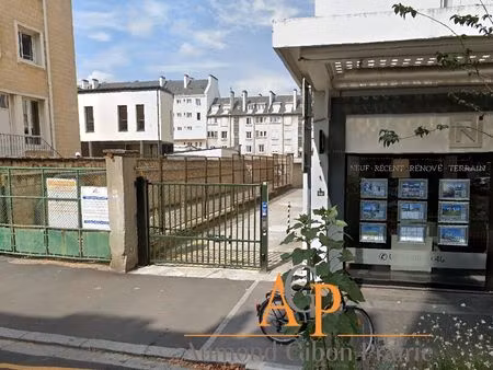 parking/box 1 pièce 10 m²