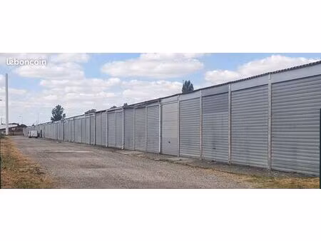 grand box 23m2 / 180euros