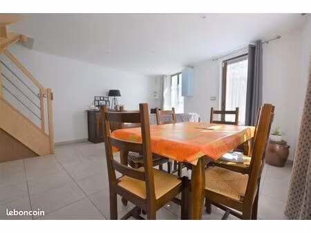 maison 2 pièces 53 m²