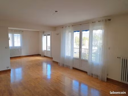 appartement f4 à louer avec cave et garage individuel