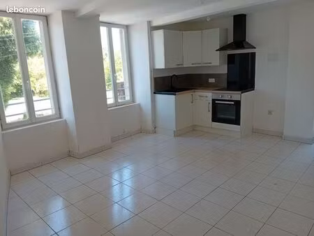 location maison ernée