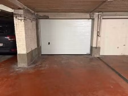 ixelles (quartier brugman) - garage-box