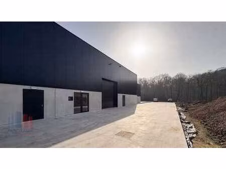 unité pme neuve de 804 m² à louer