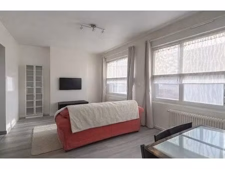 t3 traversant avec cave  grenier  jardin partagé