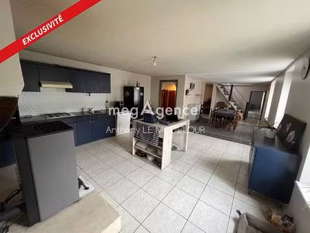 maison dans le bourg avec travaux à prévoir