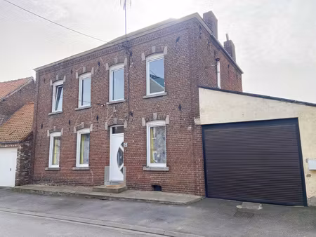 spacieuse maison en tres bon etat