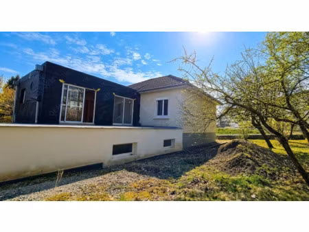 maison secteur calme environ 118m2