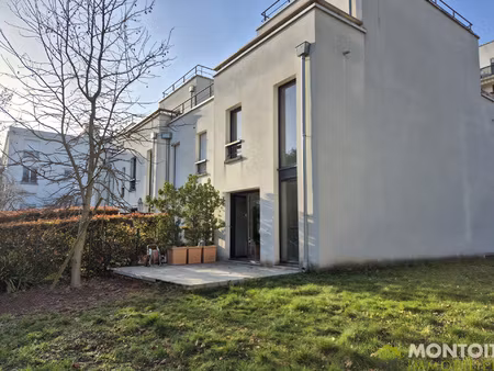 maison de ville familiale 97m2 - jardin - terrasses - parkin