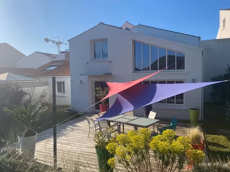maison de 132 4 m2 habitables ! centre bourg !