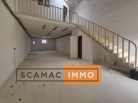 locaux mixtes de 130m²