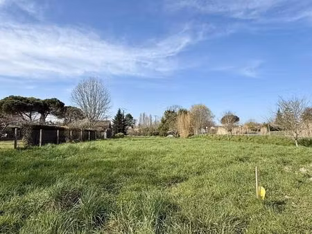 terrain lugon l ile et du carnay