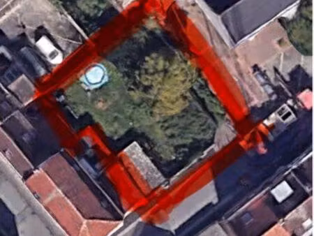 terrain constructible avec permis accepté 245m2