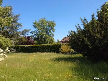 terrain 570 m² garancieres