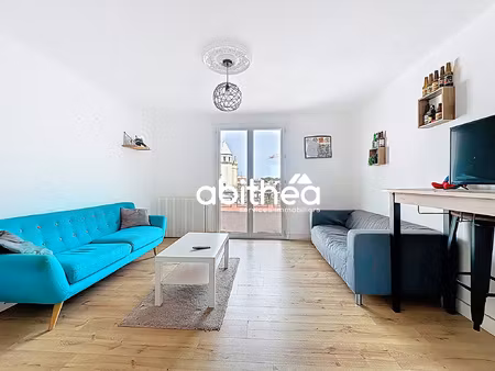 t5 rénové 82 m2 - 4 chambres - balcon - parking - proche iut