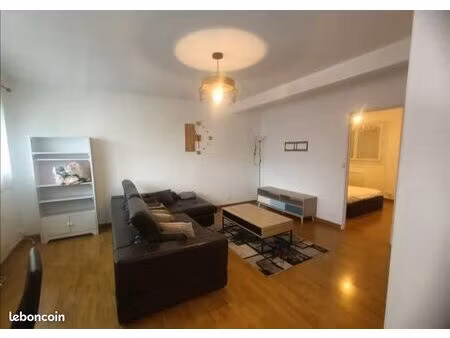 beau t2 meublé à louer  quartier calme