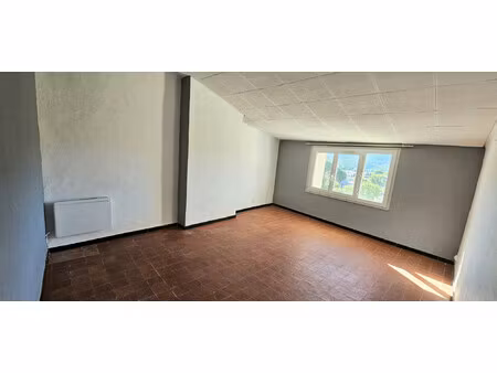 appartement t3 à pignans