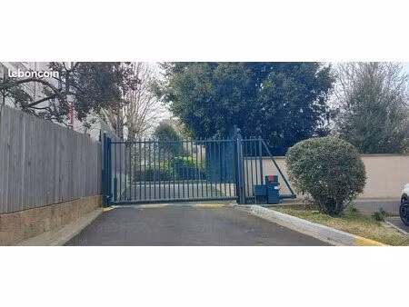 box à vendre châtillon 92320