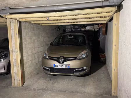 69-71 av direrot - garage sous sol