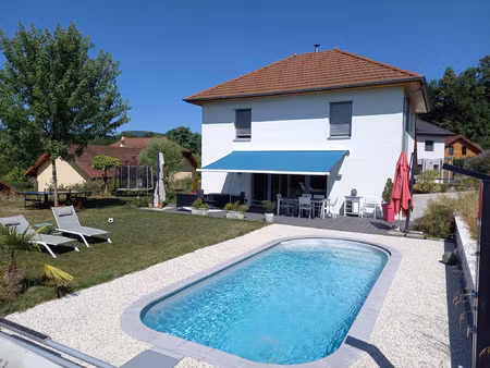 800m du centre village