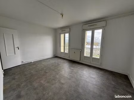 appartement 5 pièces 81 m²