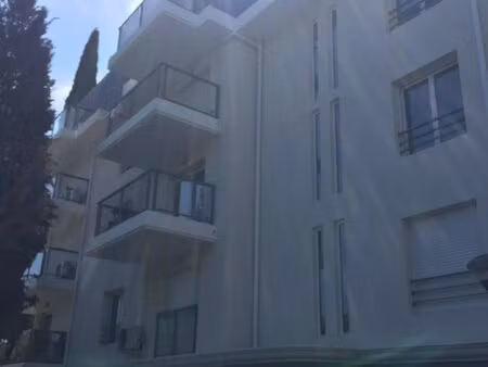 nice rimiez charmant appartement traversant de 3 pièces avec vue verdure et parking privé