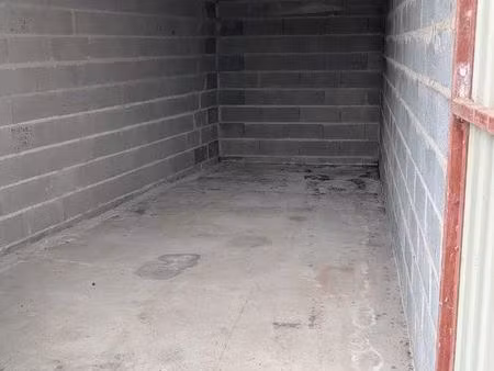 garage / box de stockage