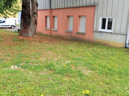 local professionnel lizy sur ourcq - 72 m2