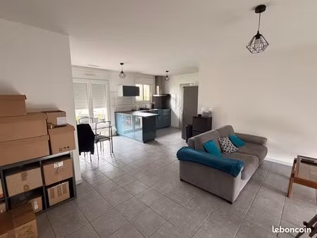 maison jumelé à louer sur pomarez