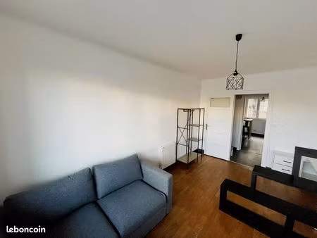 très beau f1 meublé 33 m² – gare d’épinal à 1 min à pied – calme & rénové